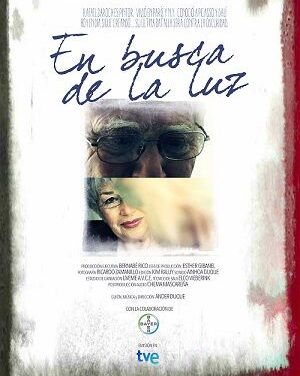 ‘En busca de la luz’, la realidad de una persona con DMAE